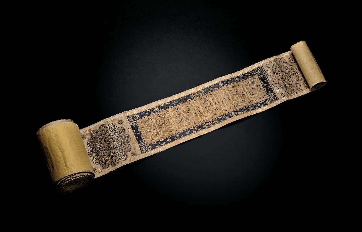 A Qur'an scroll (tumar) commissioned for Ghiyath al-Din Sultan Muhammad ibn Sultan Eretna, signed Mubarakshah ibn 'Abdullah, eastern Anatolia, dated 1353-54